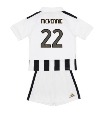 Juventus Weston McKennie #22 Hjemmebanetrøje Børn 2026-27 Kortærmet (+ Korte bukser)